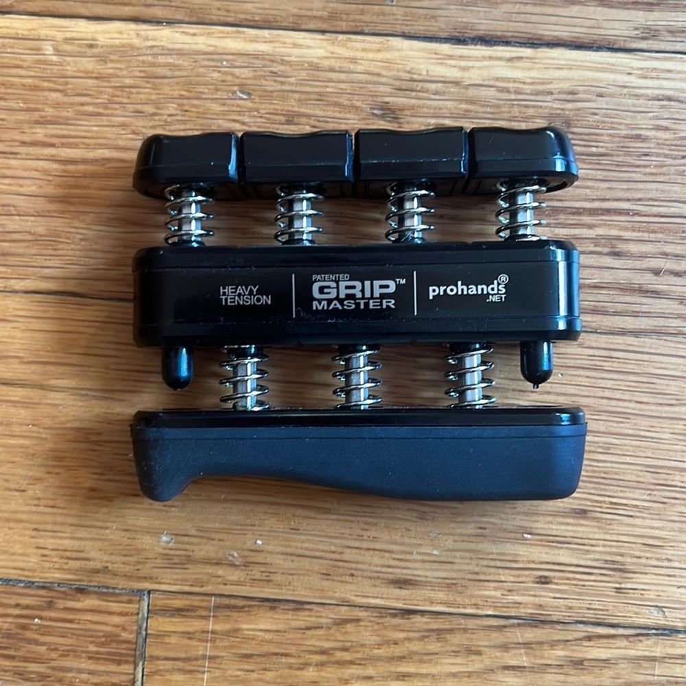 Gripmaster Plus Hand Strengthener